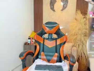 ayla_min