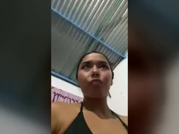 mike_valeria