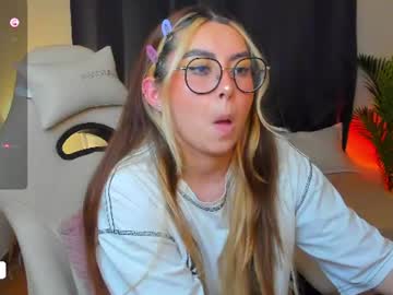dakottaa__