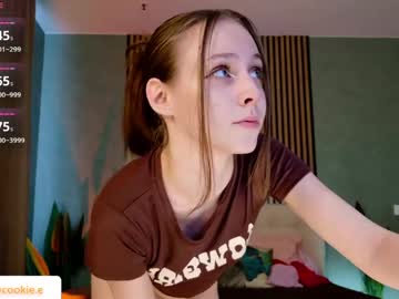 im Linda, please gimme thumb up ;)