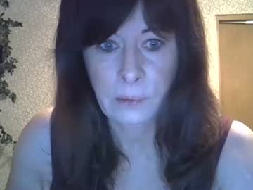 lia_ang