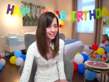 newchloe18