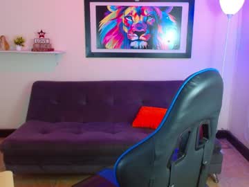 alexcum_18