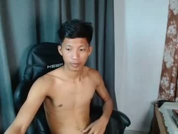 horny_asianmoreno