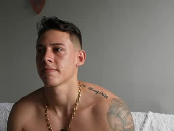 muscle_king_cum