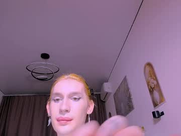 mikaella_nicole