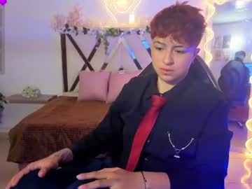 nikaela_tay